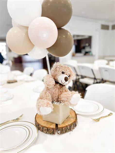 bear with balloons centerpiece